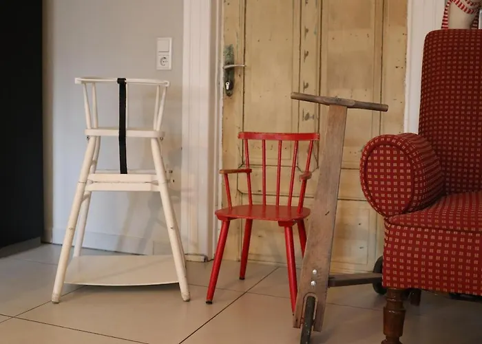 Vintage Schaetzchen Am Theater